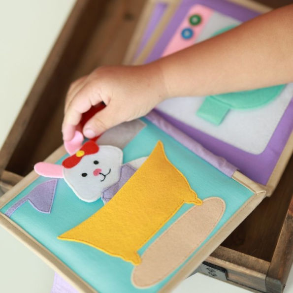 CREATIVE PLAY ROUTINES BOOK