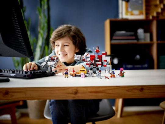 Lego Minecraft The Redstone Battle By Lego Barnes Noble