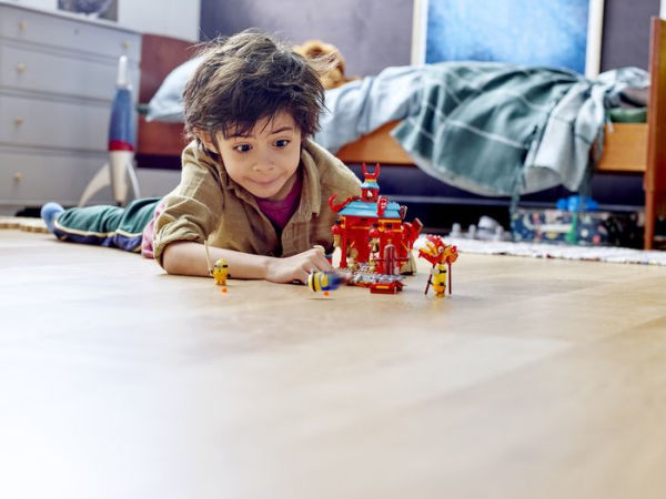 LEGO Minions Minions Kung Fu Battle 75550 (Retiring Soon) by LEGO Systems  Inc. | Barnes & Noble® | Konstruktionsspielzeug