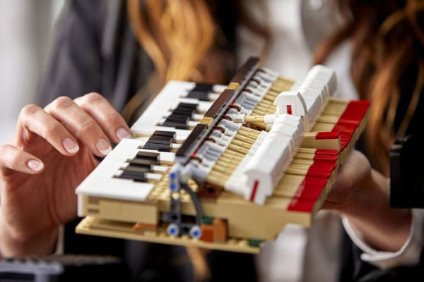 LEGO Ideas Grand Piano 21323