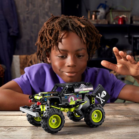 LEGO® Technic Monster Jam® Grave Digger® 42118 (Retiring Soon)