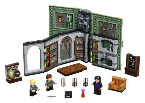 LEGO Clock Tower Interior  Lego hogwarts, Harry potter lego sets, Lego  harry potter moc