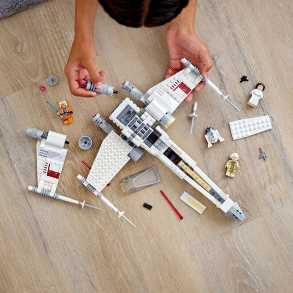 LEGO Star Wars Luke Skywalker's X-Wing Fighter 75301 (Retiring Soon)