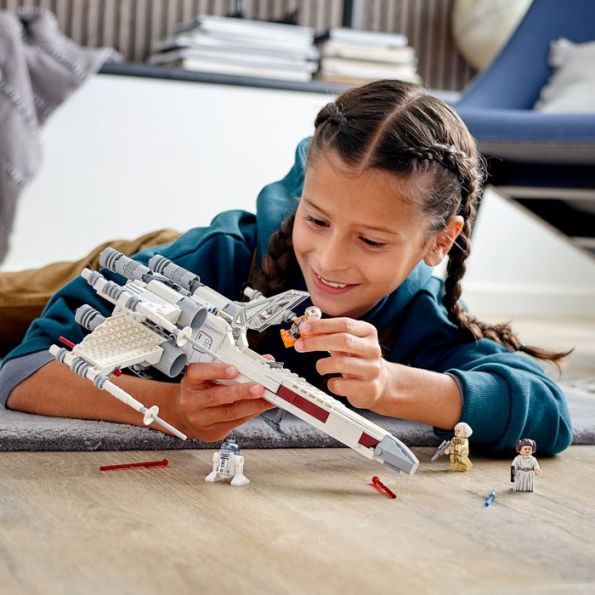 LEGO Star Wars Luke Skywalker's X-Wing Fighter 75301 (Retiring Soon)