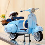 Alternative view 6 of LEGO Icons Vespa 125 10298