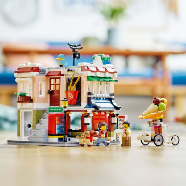 LEGO Creator 3-in-1 Downtown Noodle Shop