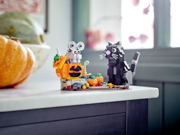 LEGO Iconic Halloween Cat & Mouse