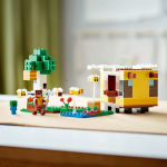 Alternative view 6 of LEGO® Minecraft The Bee Cottage 21241 (Retiring Soon)