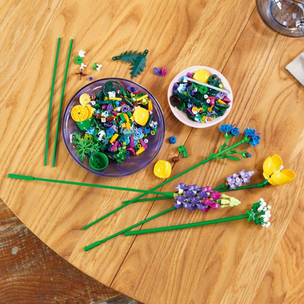 LEGO® Botanical Collection Wildflower Bouquet Building Set, 1 ct