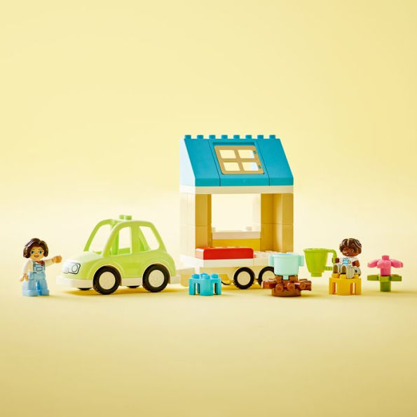 LEGO® DUPLO Town Family House on Wheels 10986 (Retiring Soon)