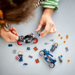 Alternative view 3 of LEGO® Marvel Super Heroes Black Widow & Captain America Motorcycles 76260 (Retiring Soon)