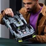 Alternative view 4 of LEGO Technic PEUGEOT 9X8 24H Le Mans Hybrid Hypercar 42156