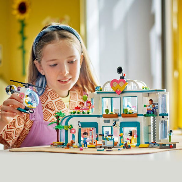 Lego friends best sale city hospital