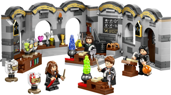 LEGO Harry Potter Hogwarts Castle: Potions Class 76431