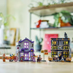 Alternative view 5 of LEGO Harry Potter Ollivanders & Madam Malkin's Robes 76439