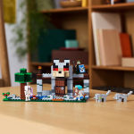 Alternative view 5 of LEGO Minecraft The Wolf Stronghold 21261
