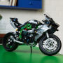 Alternative view 5 of LEGO Technic Kawasaki Ninja H2R Motorcycle 42170