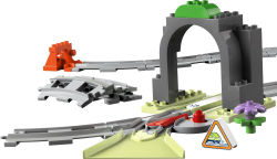 Alternative view 2 of LEGO DUPLO Train Tunnel and Tracks Expansion Set 10425