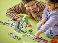 Alternative view 4 of LEGO DUPLO Train Tunnel and Tracks Expansion Set 10425