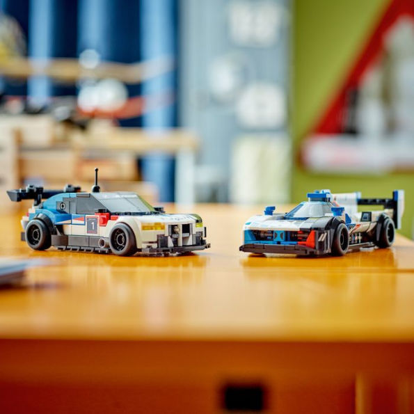 LEGO Speed Champions BMW M4 GT3 & BMW M Hybrid V8 Race Cars 76922