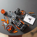 Alternative view 3 of LEGO Technic Mercedes-Benz G 500 PROFESSIONAL Line 42177