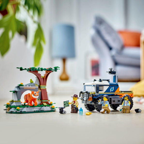 LEGO City Exploration Jungle Explorer Off-Road Truck 60426