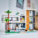 Alternative view 5 of LEGO Creator Modern House 31153