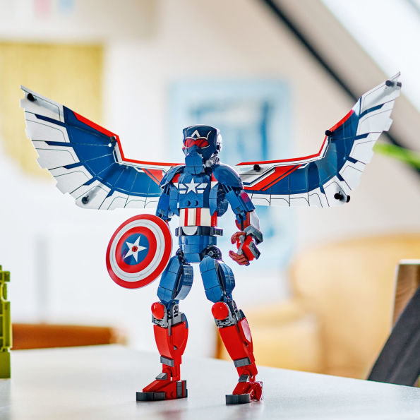 LEGO Super Heroes New Captain America Construction Figure 76296