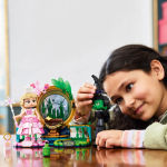 Alternative view 4 of LEGO Wicked Elphaba & Glinda Figures 75682