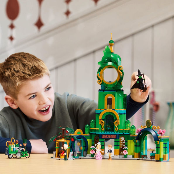 LEGO Wicked Welcome to Emerald City 75684