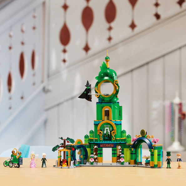 LEGO Wicked Welcome to Emerald City 75684