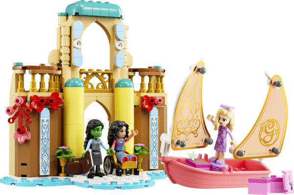 LEGO Wicked Glinda, Elphaba & Nessarose at Shiz University 75681