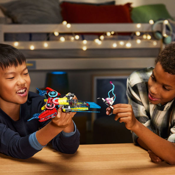 LEGO DREAMZzz Cooper's Gaming Controller Jet 71489