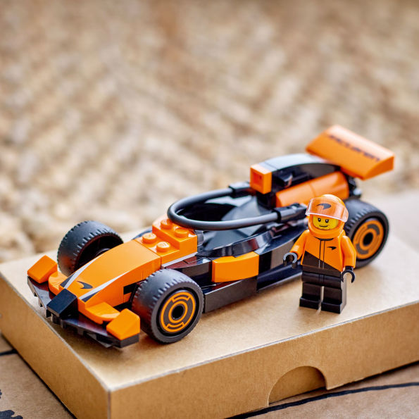 LEGO City Formula 1 F1® Driver with McLaren Race Car 60442