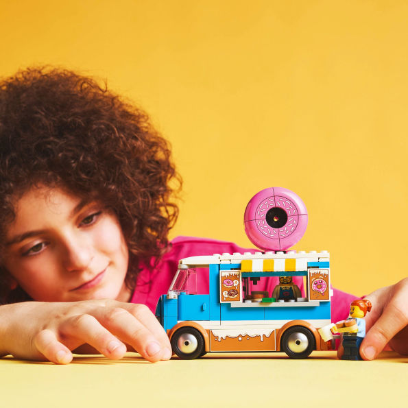 LEGO City Great Vehicles Donut Truck 60452