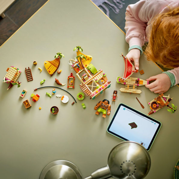 LEGO Disney Princess Kakamora Barge 43258