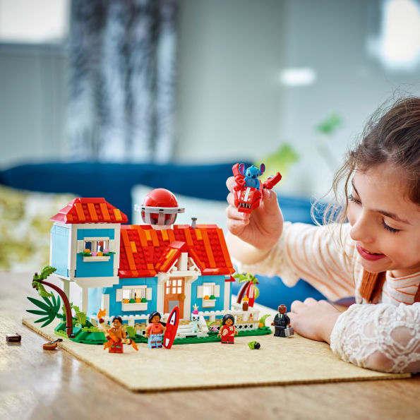 LEGO Disney Classic 43268 Lilo and Stitch Beach House