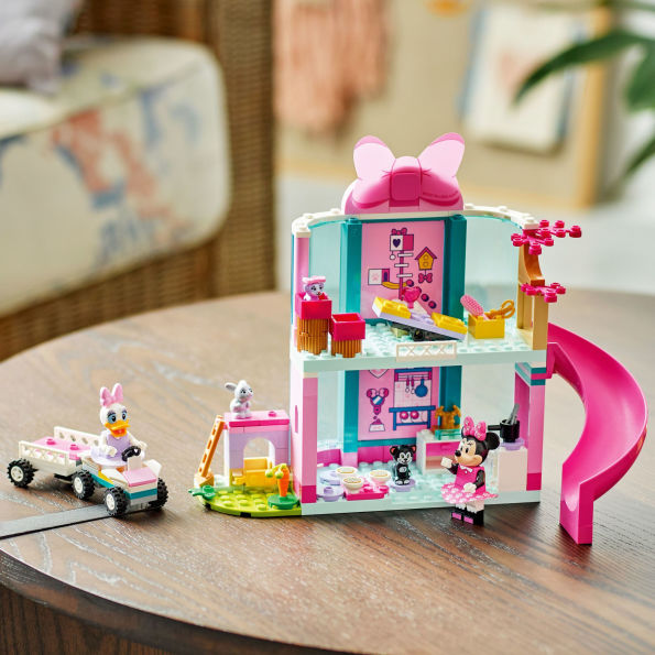 LEGO Disney Classic Minnie's Pet Hotel 43274