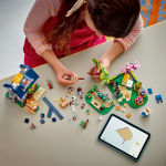 Alternative view 3 of LEGO Friends Beekeepers' House and Flower Garden 42669