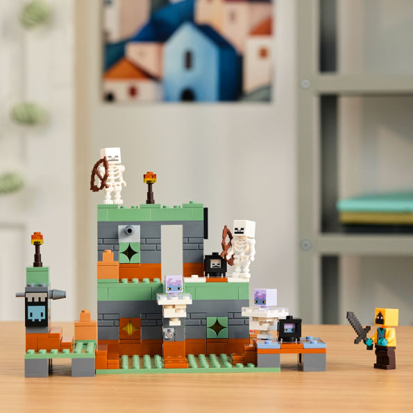 LEGO Minecraft 21271 The Trial Chamber