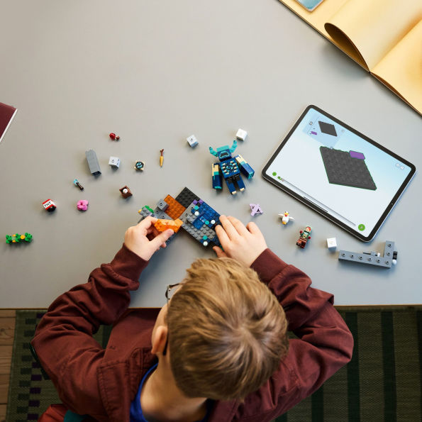 LEGO Minecraft The Warden Encounter 21274