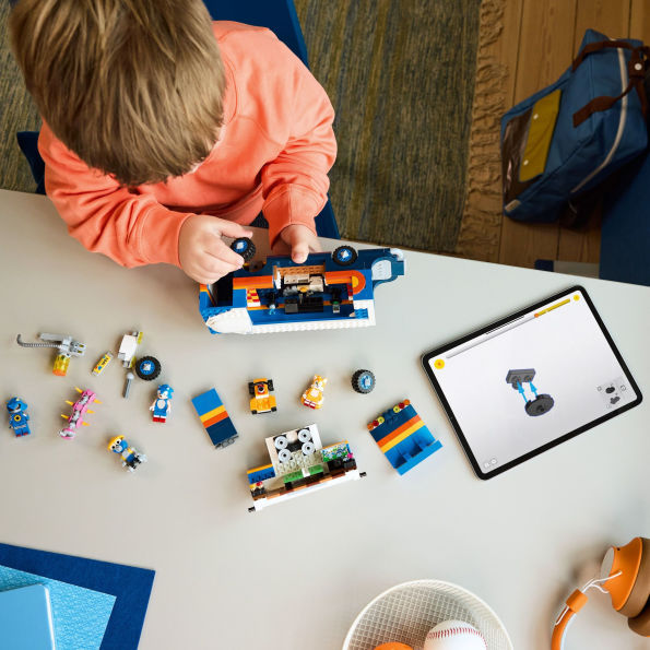 LEGO Sonic Team Sonic Command Truck 77006