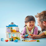 Alternative view 4 of LEGO DUPLO First Time: Visit with the Doctor 10449