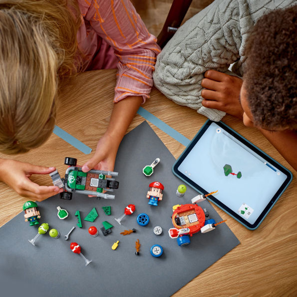 LEGO Super Mario Mario Kart Baby Mario vs. Baby Luigi 72034