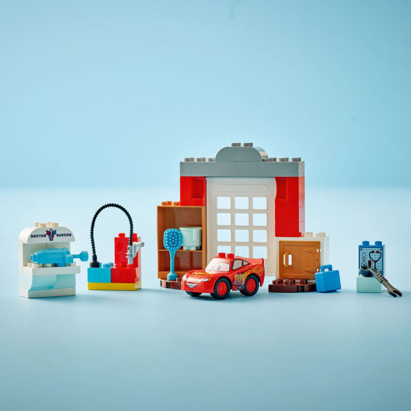 LEGO DUPLO Disney McQueen's Visit to Doc's Garage 10456
