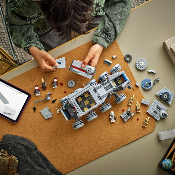 LEGO Star Wars Republic Juggernaut 75413