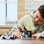 Alternative view 4 of LEGO Super Heroes Marvel Spider-Verse: Miles Morales vs. The Spot 76311