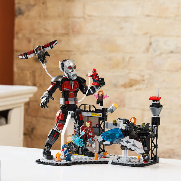 LEGO Super Heroes Marvel Captain America: Civil War Action Battle 76314