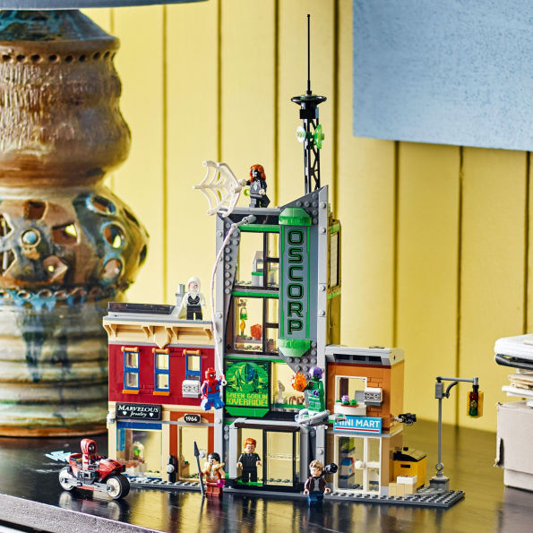 LEGO Super Heroes Marvel Spider-Man vs. Oscorp 76324