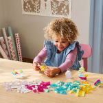 Alternative view 4 of LEGO Classic 11040 Magical Transparent Box